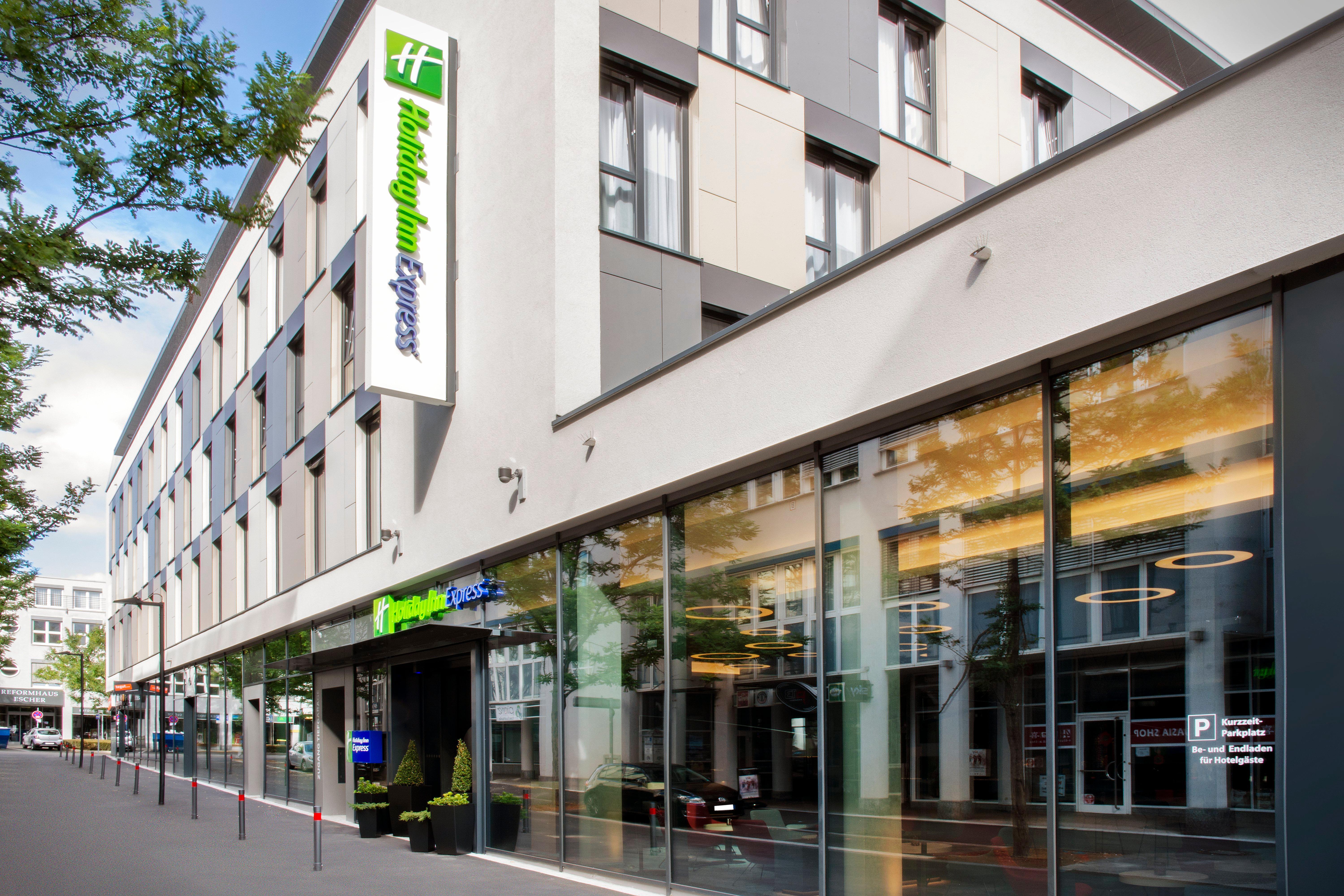 Holiday Inn Express Stuttgart-Waiblingen, An Ihg Hotel Waiblingen  Buitenkant foto