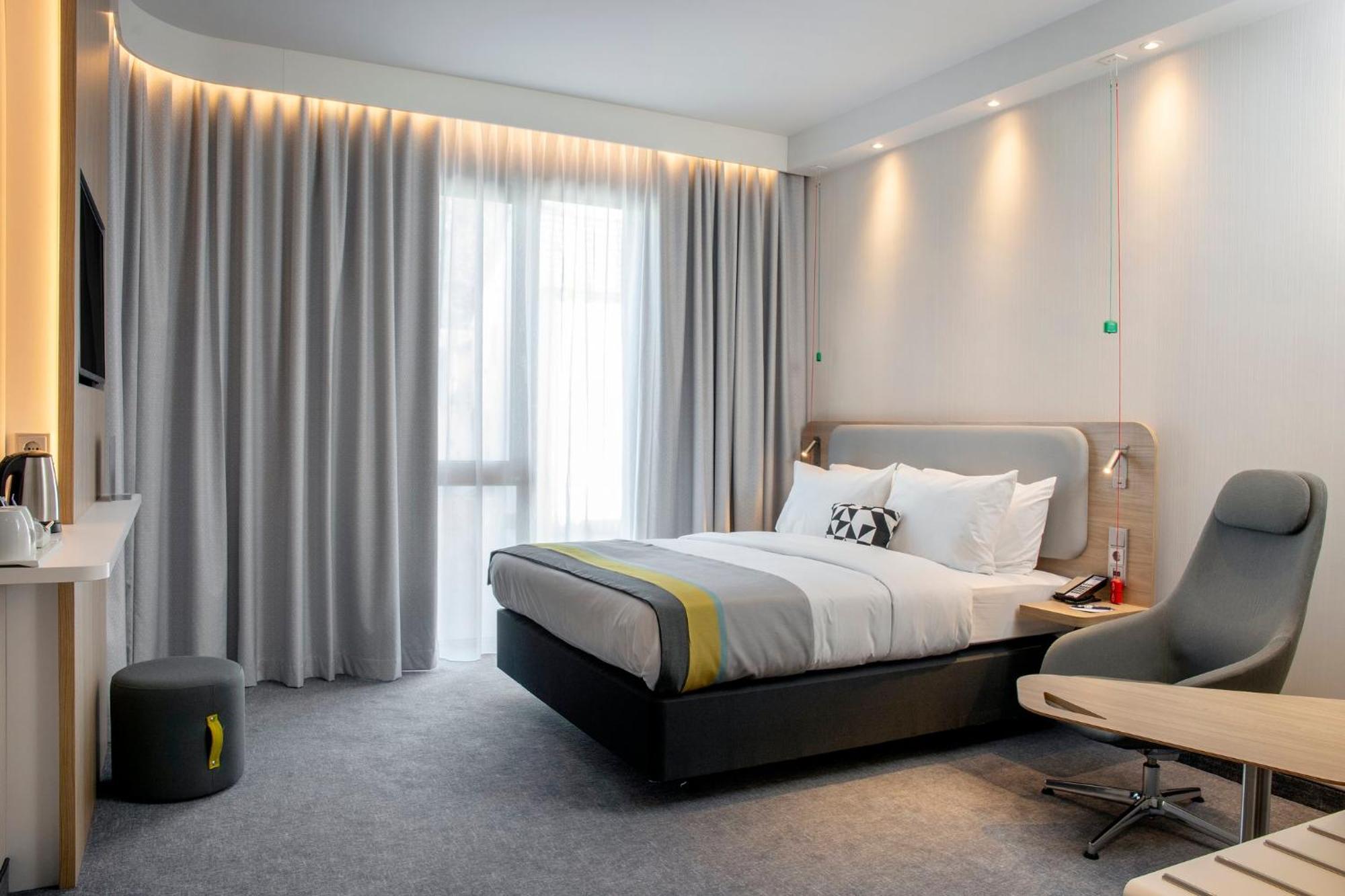 Holiday Inn Express Stuttgart-Waiblingen By Ihg Buitenkant foto